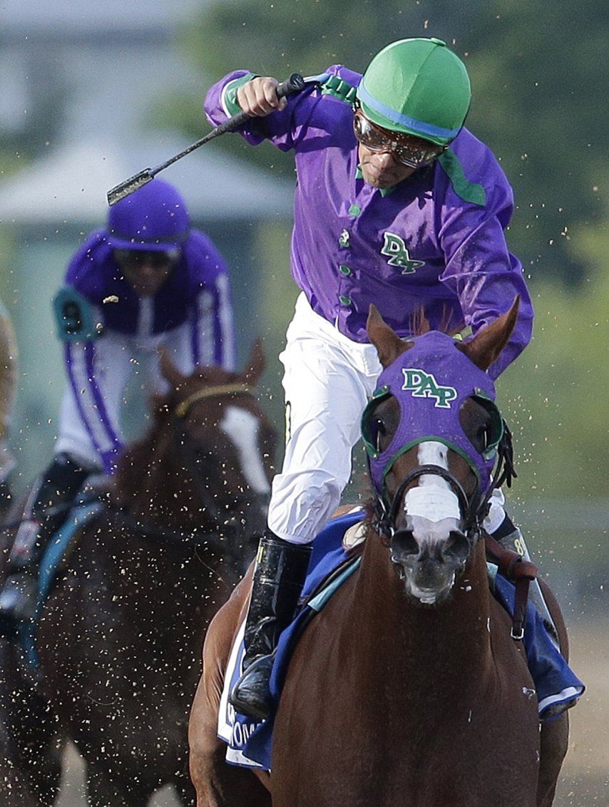 California Chrome triunfa en Preakness