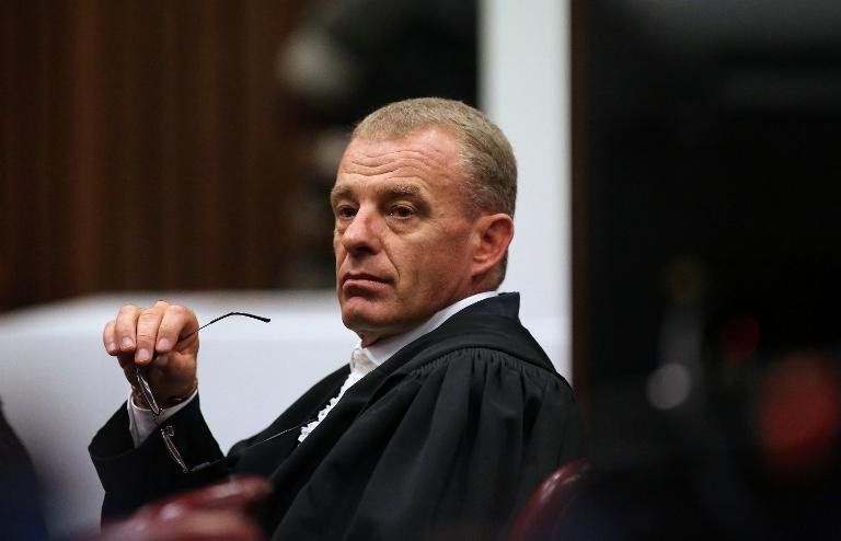 La fiscalía concluye su riguroso interrogatorio a Pistorius