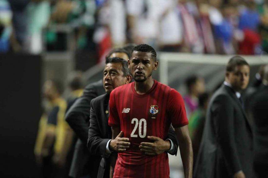 Árbitro Marc Geiger elimina a Panamá de la Copa Oro