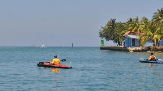 Estadounidense ciego no completó viaje en kayak entre Cuba y EEUU por vientos