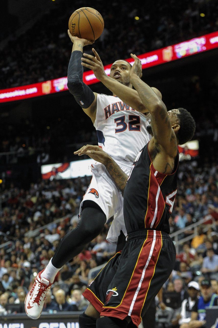 Hawks vencen a Heat y se cuelan a playoffs