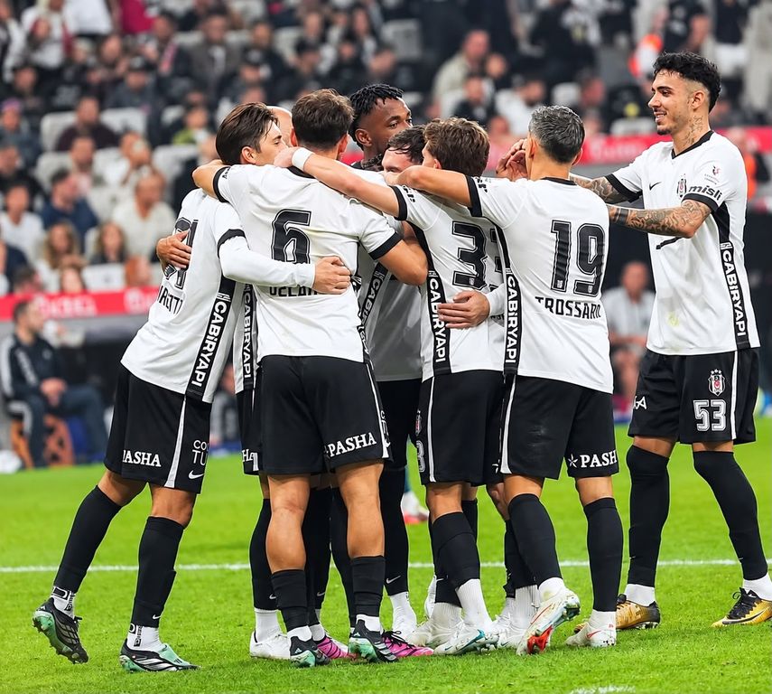 El Besiktas de Amir Murillo gana y se pone a un punto del Galatasaray