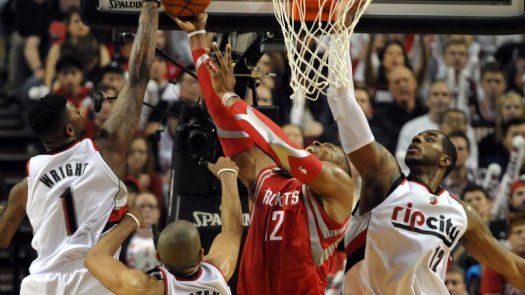 Harden, Howard y Lin rescatan a los Rockets en los playoffs de la NBA
