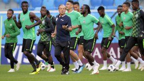 Técnico de Nigeria admira a Messi pero no tendrá piedad