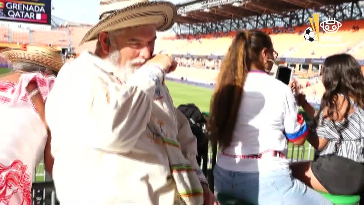 Fanáticos de Panamá presentes en el BBVA Stadium de Houston
