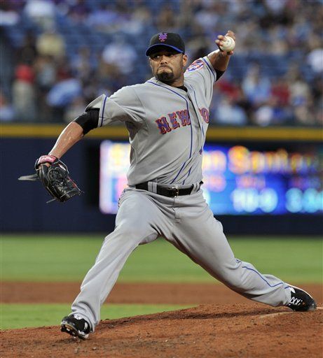 Johan Santana será evaluado dí­a a dí­a por lesión pectoral