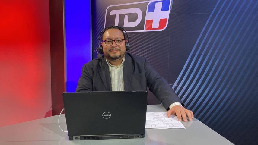 Narrador tico rompe en llanto tras ver a Cartaginés campeón