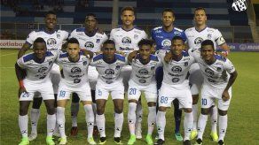 Golazo de Faber Gil le dio la victoria al DAU en El Salvador ante el FAS