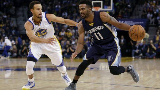 En otra gran noche de Curry, Warriors arrollan a Memphis