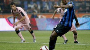 Italia: Inter gana 5-3 al Palermo y se aleja en liderato