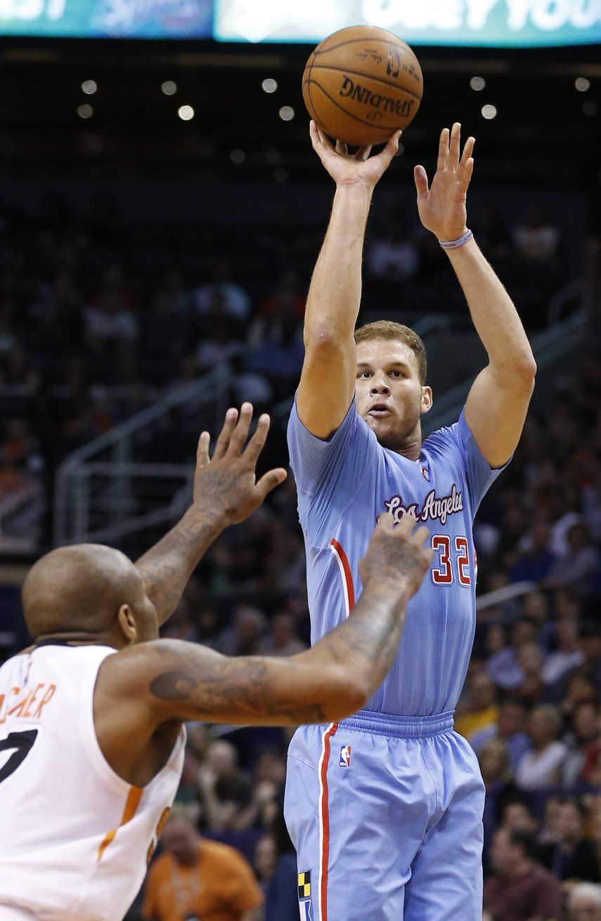 Griffin y Paul protagonizan paliza de Clippers sobre Suns