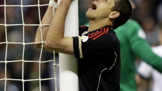 Chicharito Hernández llega oxidado a Brasil