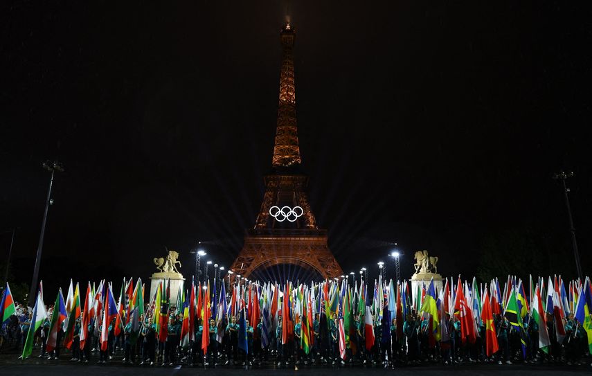 París 2024 arranca por todo lo alto con Ceremonia y encendido del Pebetero Olímpico