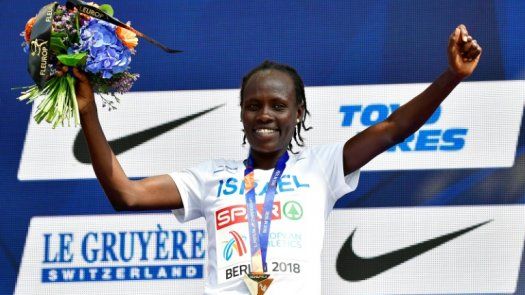 Atleta israelí que creyó acabada la carrera antes de tiempo promete aprender la lección