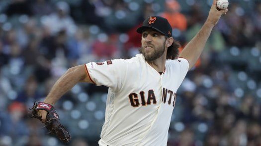 Bumgarner poncha a 11 y Gigantes ganan 4-2 a Rockies