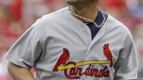 Albert Pujols pasa a ser cuarto bateador de Cardenales