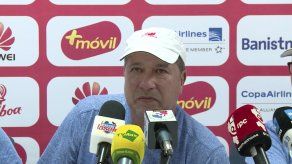 Bolillo reabre los entrenamientos a la prensa nacional