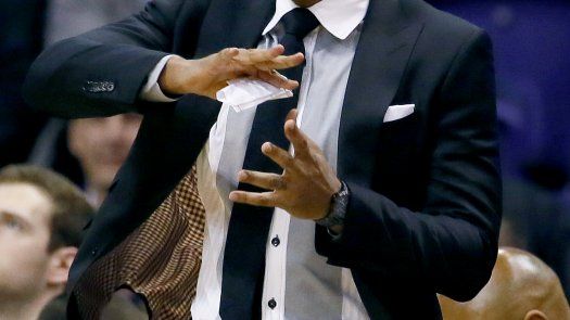 Raptors retoman senda del triunfo; Watson cae en su debut
