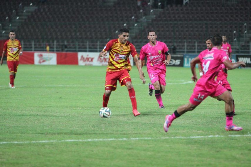 Panameños Blackburn y Aguilar siguen rompiendo las redes