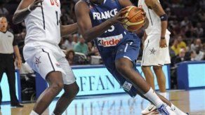 EEUU vapulea a Francia 86-55