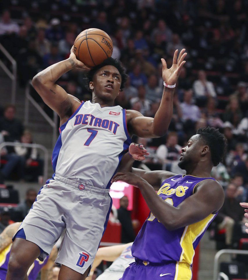Jackson guía a Pistons a triunfo sobre Lakers
