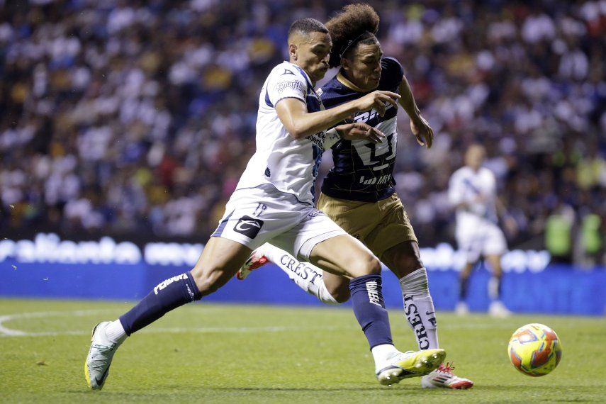 Adalberto Carrasquilla y Pumas logran remontar para ganar a Puebla