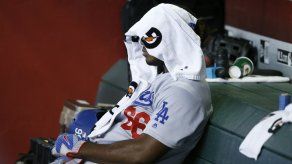 Dodgers sufren primera barrida al caer ante Greinke y DBacks