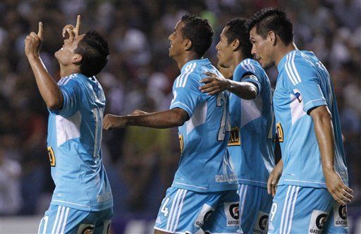 Libertadores: Libertad y Cristal empatan 2-2