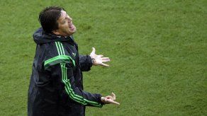 El Piojo Herrera impone su sello en México