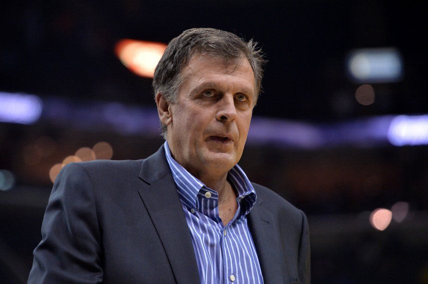 Rockets despiden a su entrenador Kevin McHale