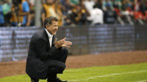 Portero Corona regresa a selección mexicana para Copa de Oro