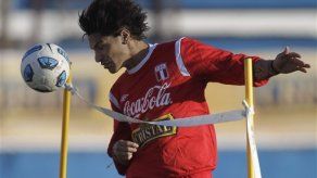 América: Perú busca vencer a México para acercarse a segunda fase