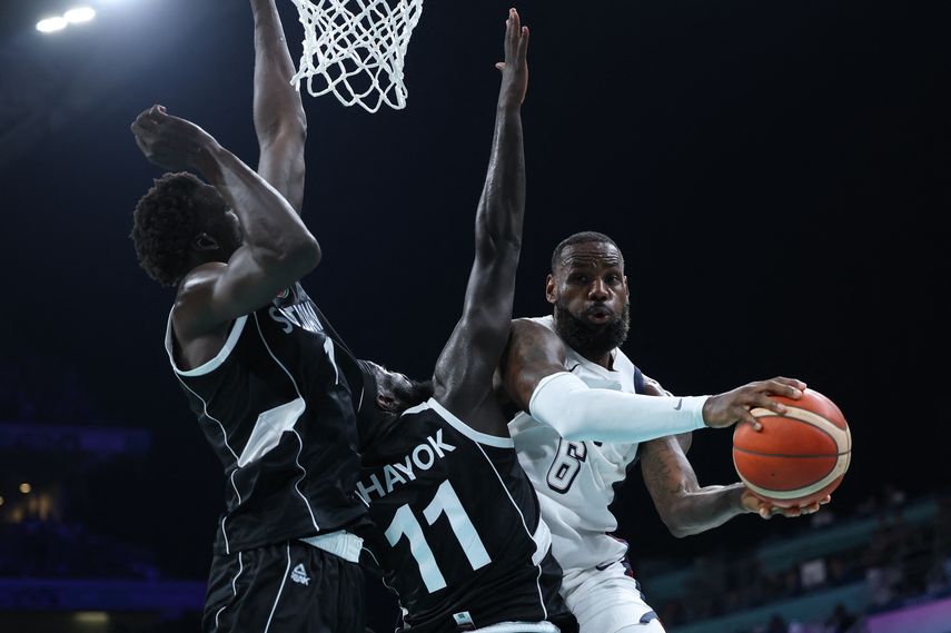 París 2024: Estados Unidos avanza a cuartos en baloncesto