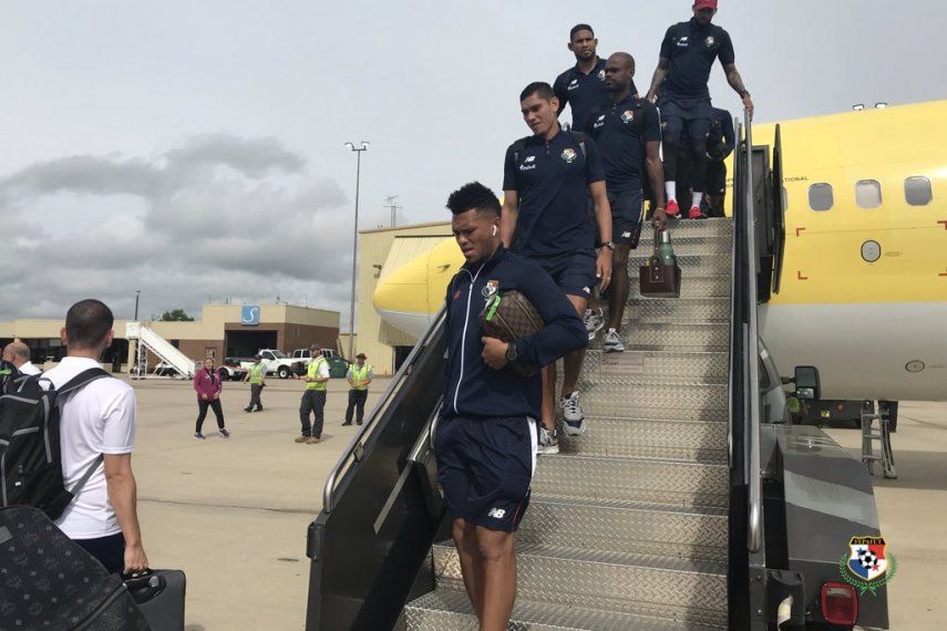 Selección nacional llegó a Kansas City para enfrentar a Estados Unidos