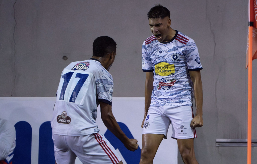 LPF: Veraguas United le remontó al Sporting para meterse en semifinales