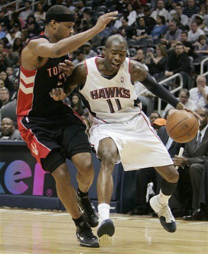 NBA: Hawks 107, Raptors 101; Crawford anota 25 puntos