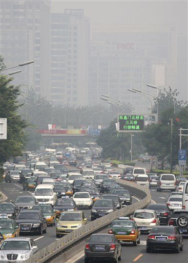 Beijing inicia restricción de tránsito