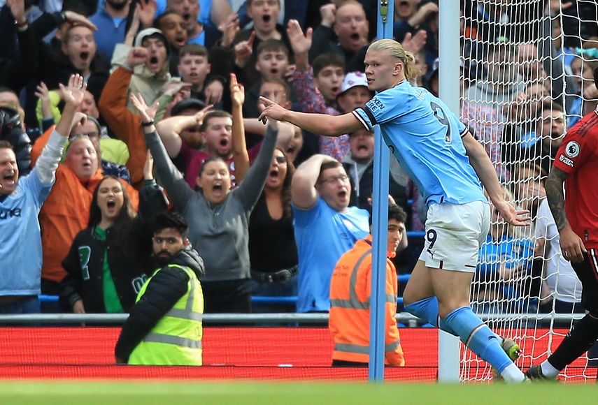 El Manchester City golea en casa al United.