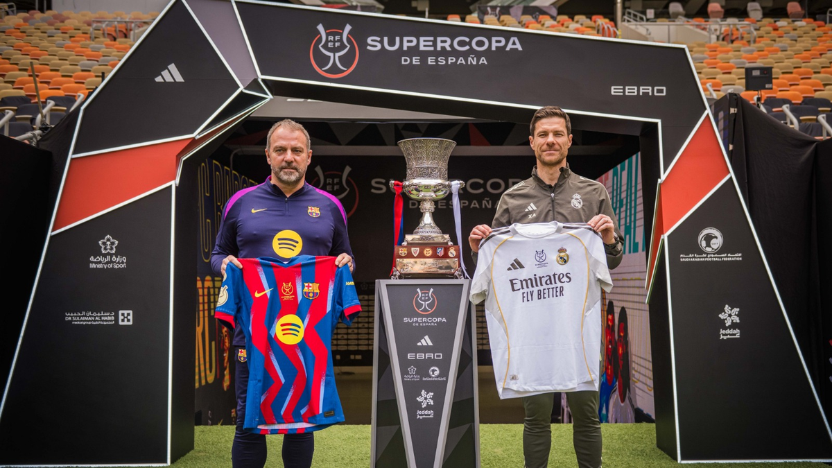 Supercopa de España: Hansi Flick y Xabi Alonso posaron juntos en la previa de la final Supercopa de España: Hansi Flick y Xabi Alonso posaron juntos en la previa de la final
