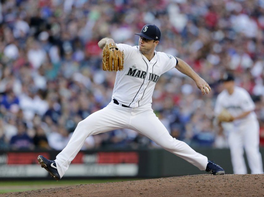 LeBlanc poncha a 9 en blanqueada de Marineros sobre Boston