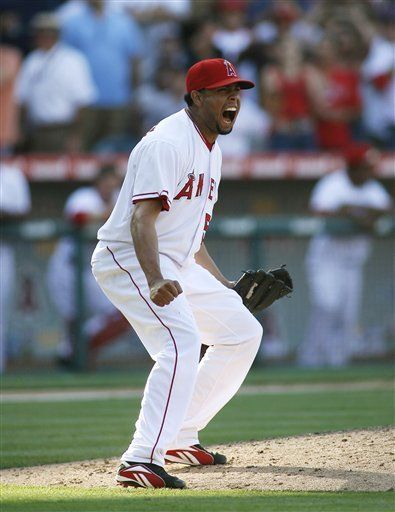 Rodrí­guez hace historia al llegar a 40 rescates