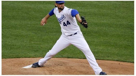 MLB: Reales 5, Indios 1; Hochevar contiene a Cleveland