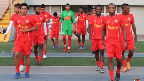 Selección Mayor y Sub20 trabajan juntas en el Rommel Fernández