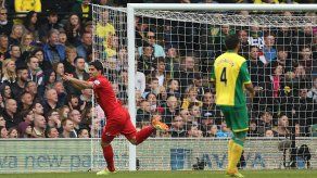 Liverpool derrota a Norwich y lidera la Premier