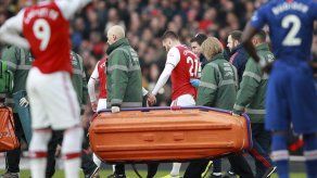 Calum Chambers se perderá resto de la temporada con Arsenal