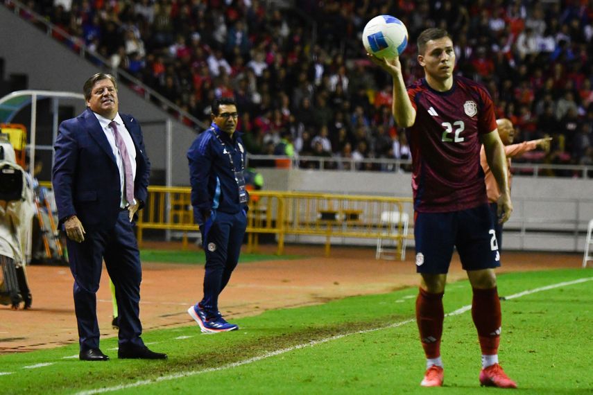 El Piojo Miguel Herrera descartó dimitir como DT de Costa Rica