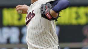 Joya de Gibson da triunfo de Mellizos