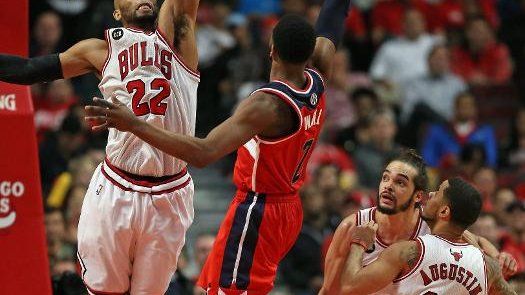 Los Clippers vencen a los Warriors por 113-103 en medio de la tormenta