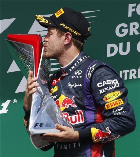 Vettel prolonga contrato con Red Bull hasta 2015