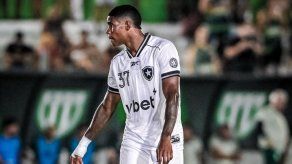 Kadir Barría vino desde la banca para aportar en remontada del Botafogo